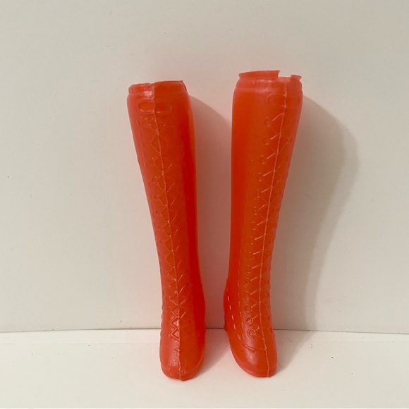 Vintage Barbie Mod Era Gogo Faux Lace Up Red boots 1 Pair Hong Kong - Picture 2 of 15